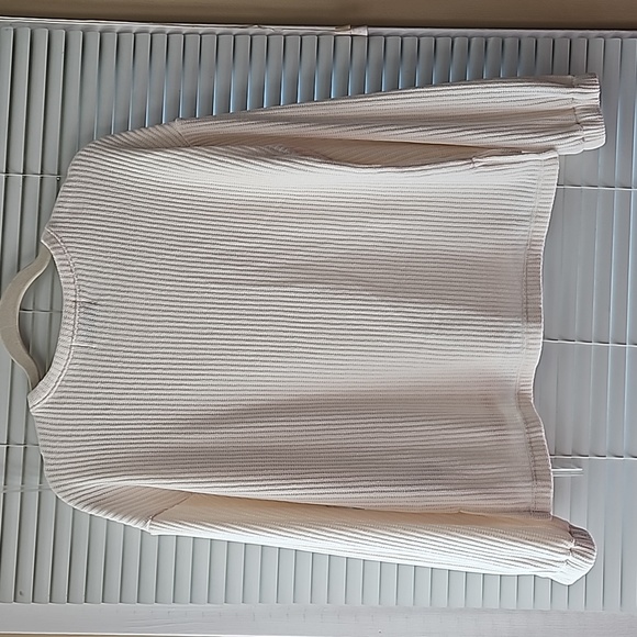 Old Navy NEW high low sweater - Picture 2 of 6